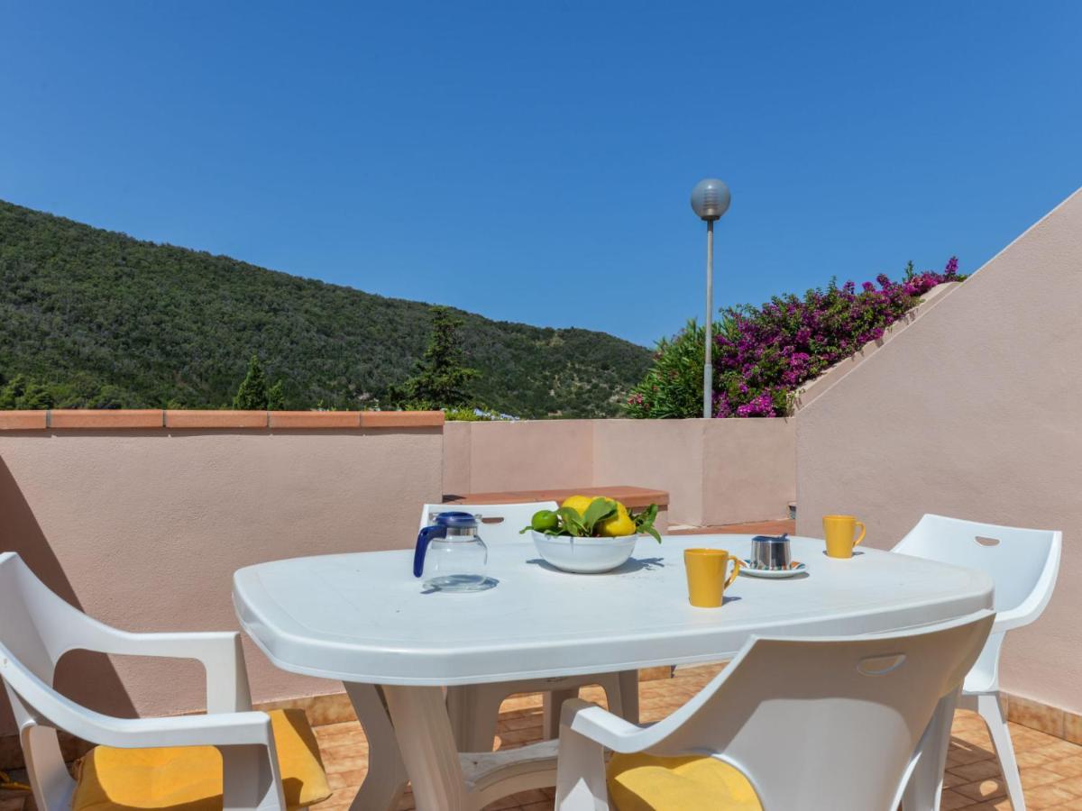 Apartment Cala Rossa-1 By Interhome Nisporto Екстериор снимка